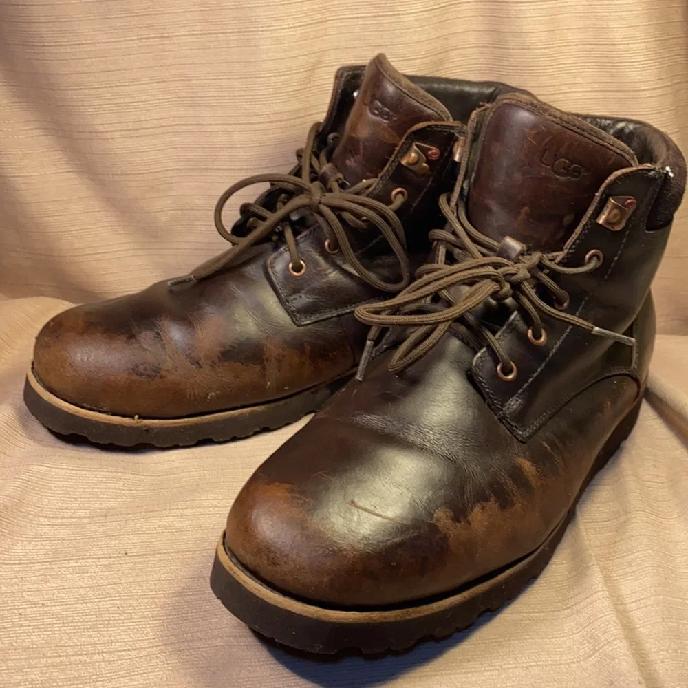 UGG stamp sz13